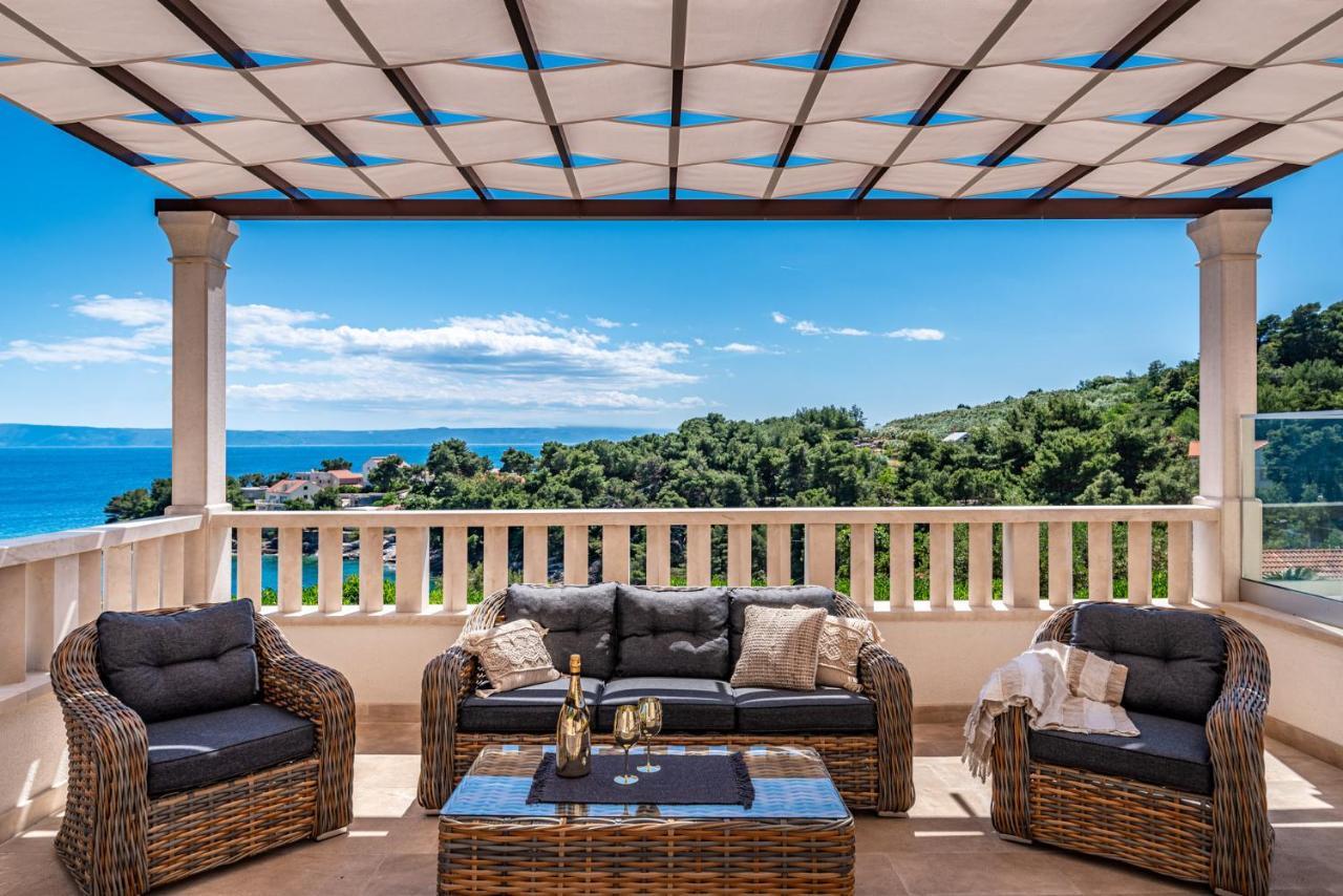 Villa Kadena - Luxury Seaside Villa With Private Heated Pool Selca  المظهر الخارجي الصورة