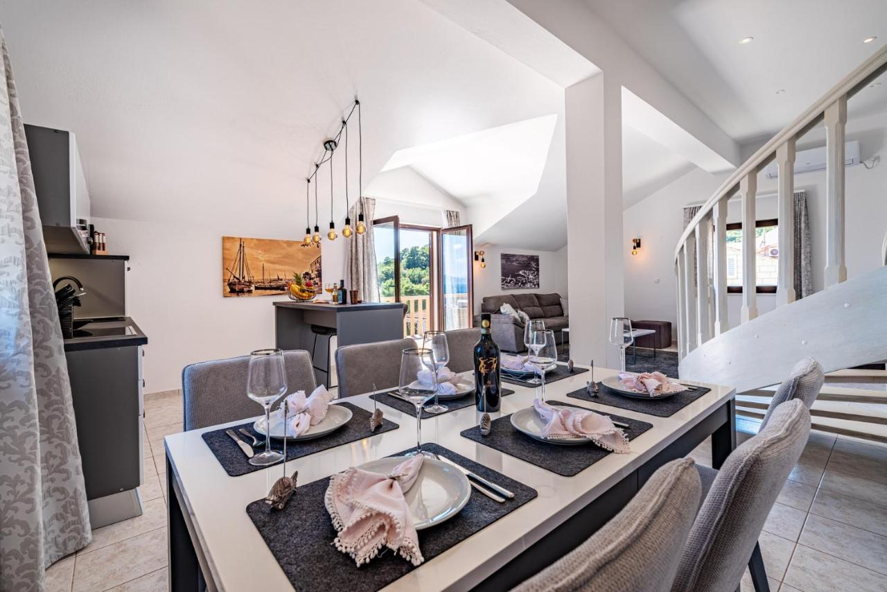 Villa Kadena - Luxury Seaside Villa With Private Heated Pool Selca  المظهر الخارجي الصورة