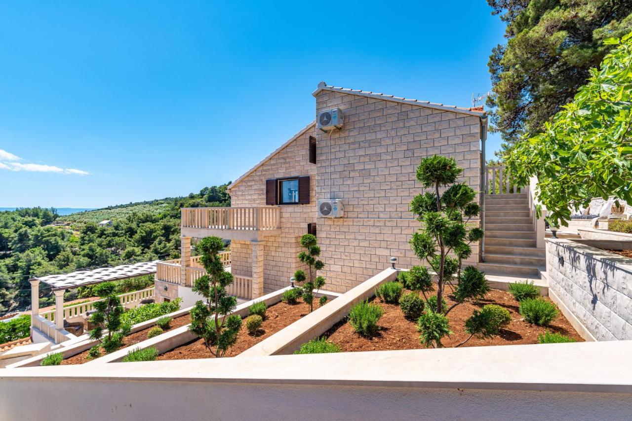 Villa Kadena - Luxury Seaside Villa With Private Heated Pool Selca  المظهر الخارجي الصورة
