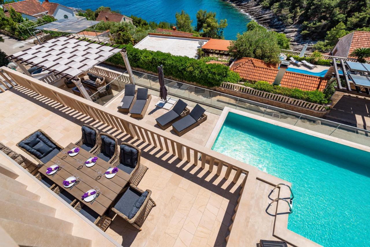 Villa Kadena - Luxury Seaside Villa With Private Heated Pool Selca  المظهر الخارجي الصورة